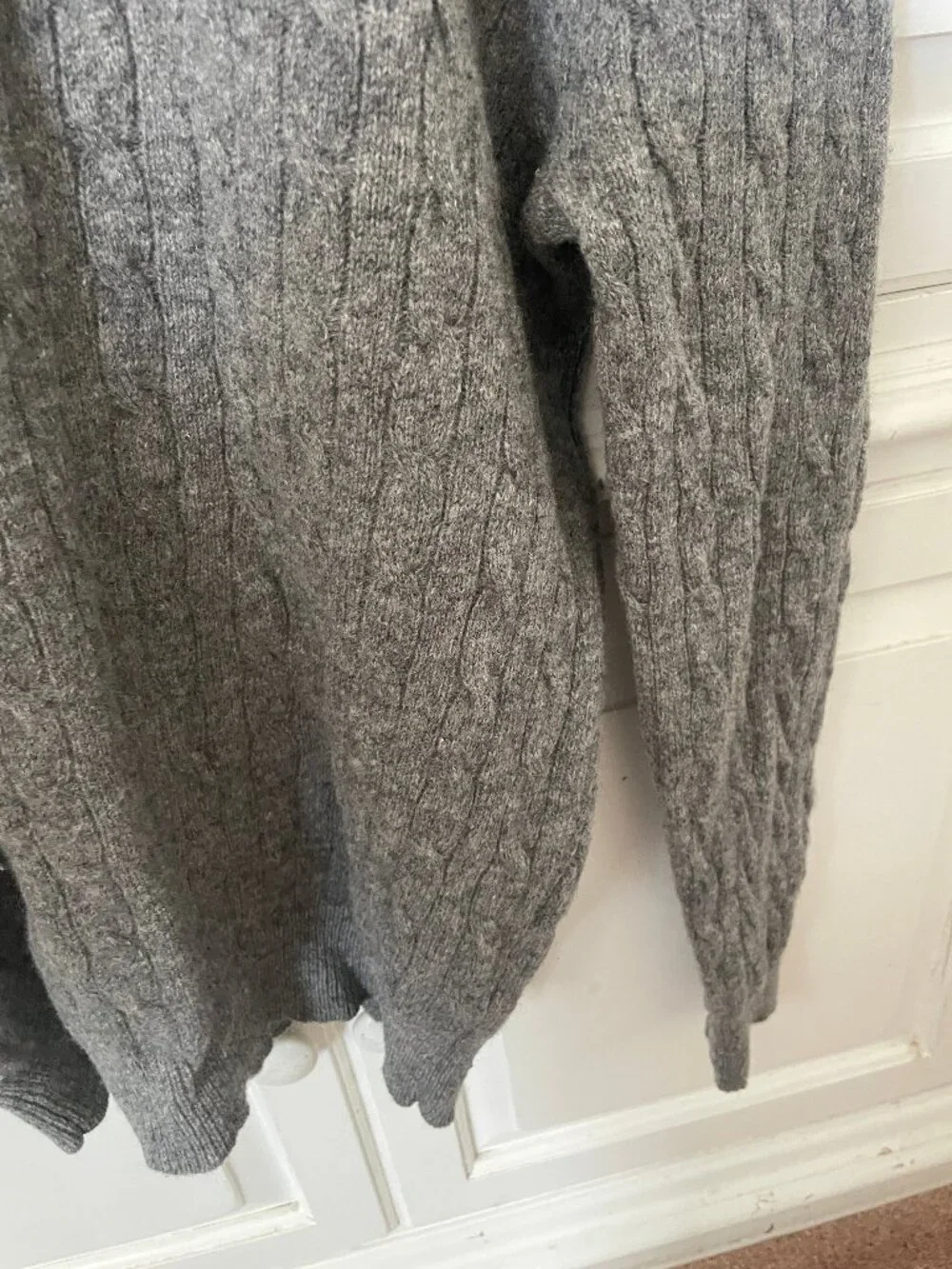 J.Crew factory lambswool mens crewneck gray cable knit sweater M *DESCRIPTION*